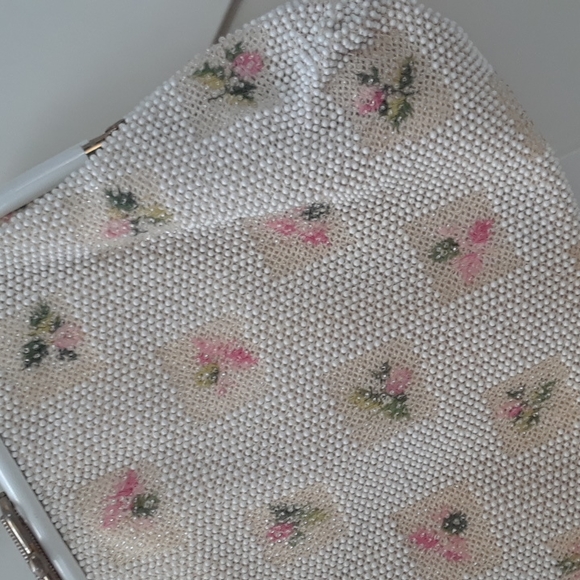 Vintage seedpearl bag.. - Picture 2 of 8